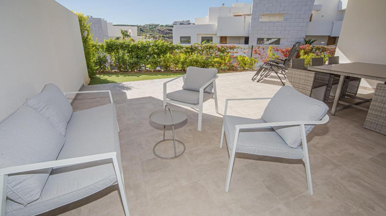 Cg7 Casares Green Exterior photo