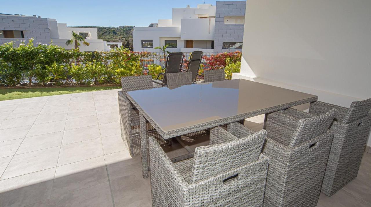 Cg7 Casares Green Exterior photo